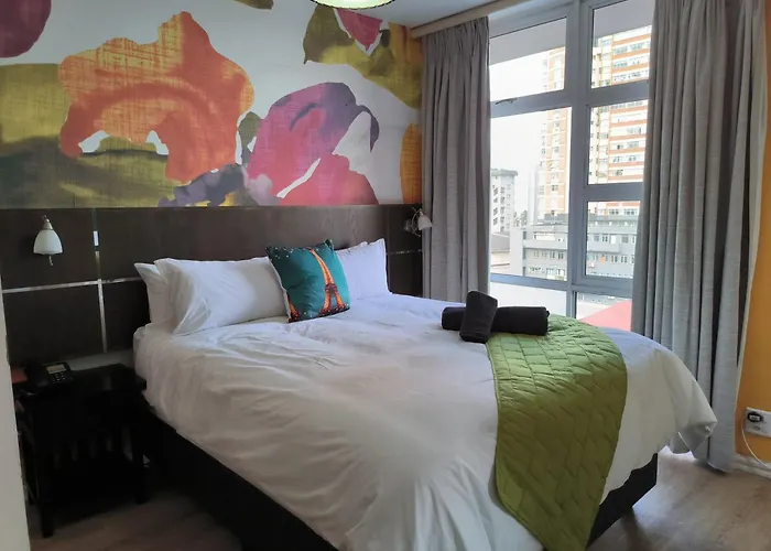 Oceanic Suites