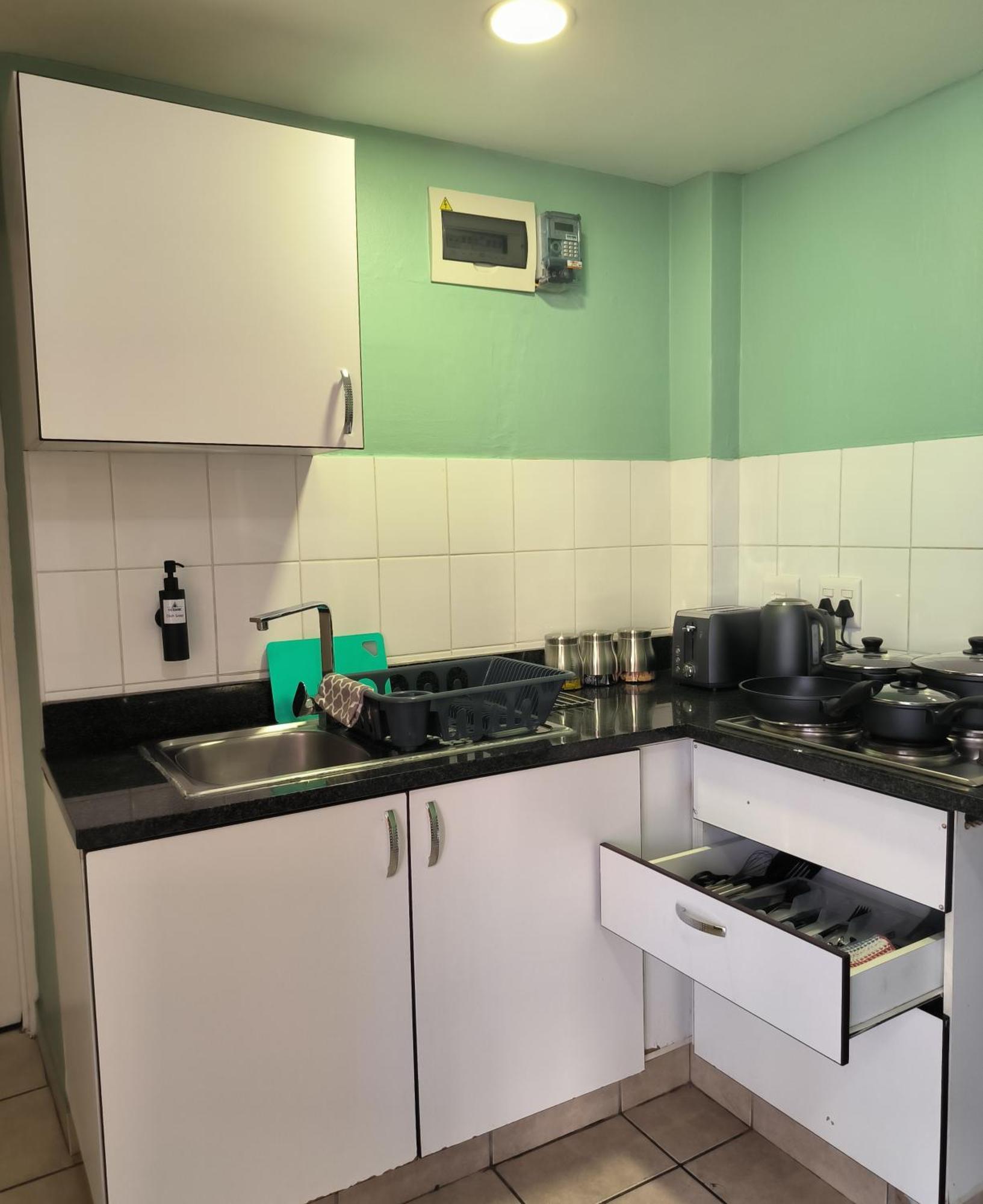 Oceanic Apartment